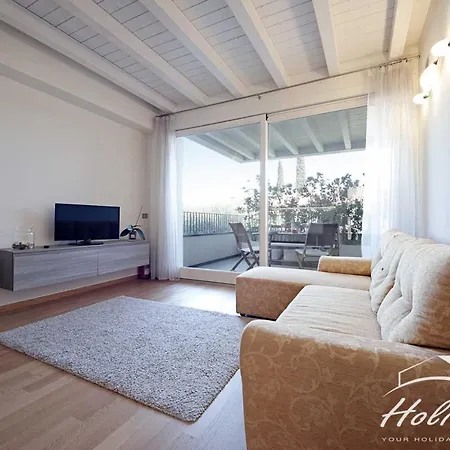 Warda A6 Apartment Desenzano del Garda